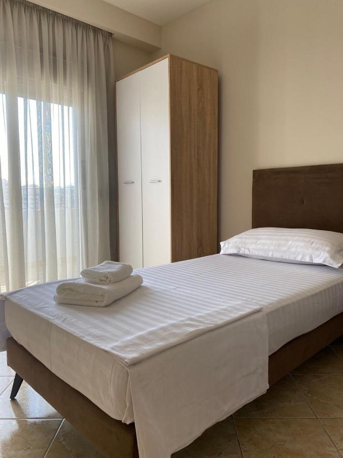 Sunway Apartment Vlorë Екстериор снимка